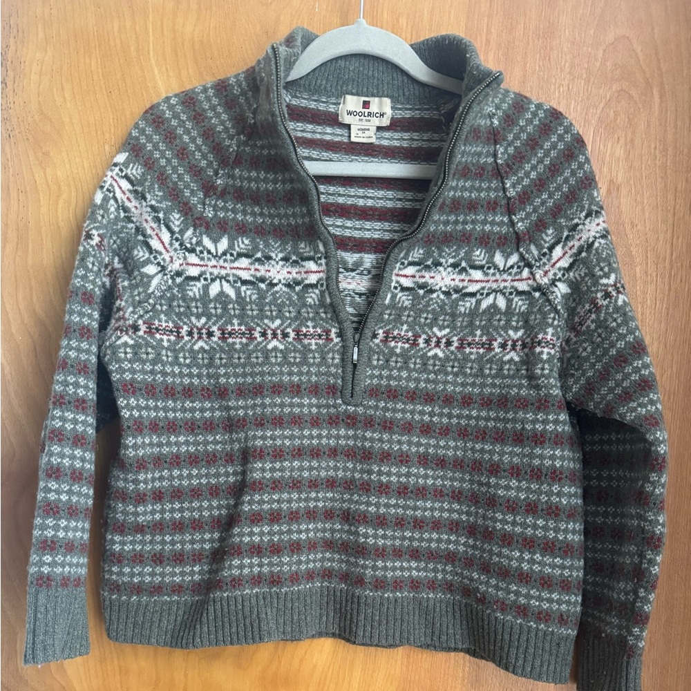 Woolrich Women’s Gray and Red Zip Up Sweater